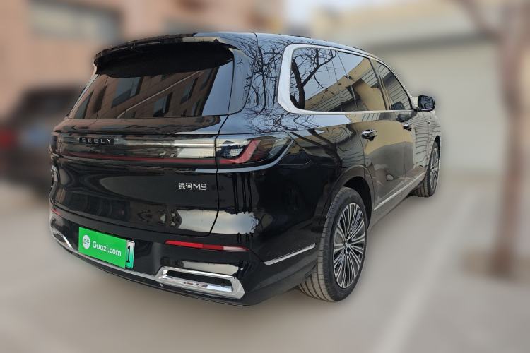 Used Geely Galaxy Galaxy M9 2025 Model 210km Four-Wheel-Drive Leading Edition