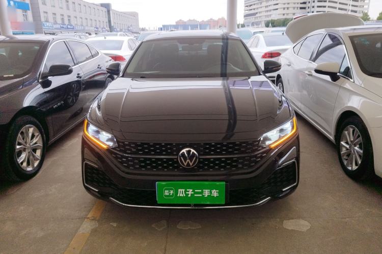 Used Volkswagen Passat 2022 330TSI Starry Elite Edition Custom Version