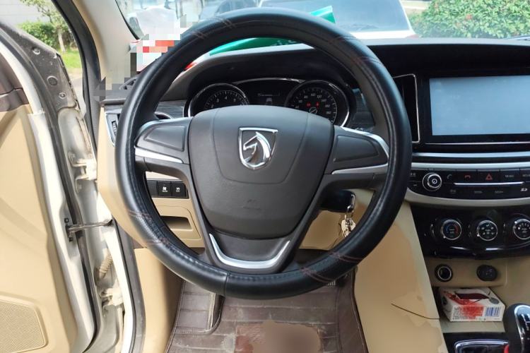 Used Baojun 730 2016 1.5L Manual Comfort Version 7 Seats China V Emission Standard
