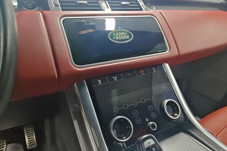 Used Land Rover Range Sport 2020 3.0 L6 HSE DYNAMIC Audio And AC Panel