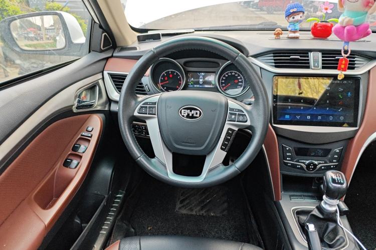 Used BYD G5 2014 1.5TI Manual Luxury Edition
