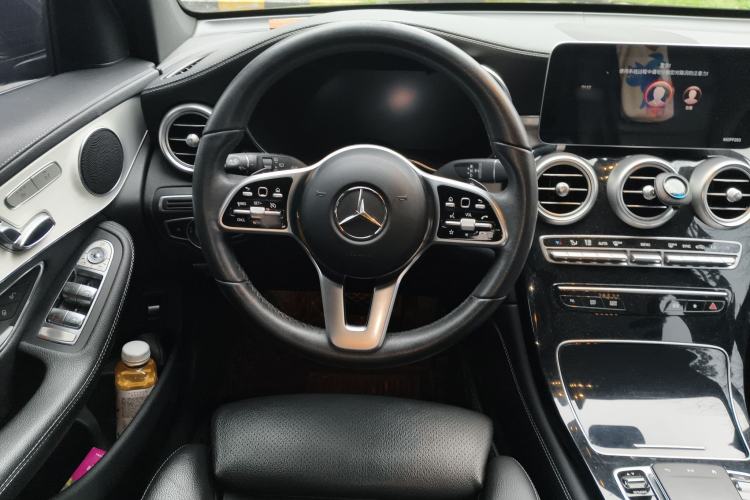 Used Mercedes-Benz GLC 2021 GLC 260 L 4MATIC Dynamic Edition Steering Wheel