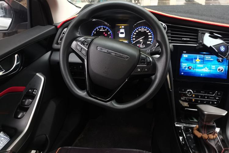 Used Venucia D60 2018 1.6L CVT Smart Connect Elite Edition