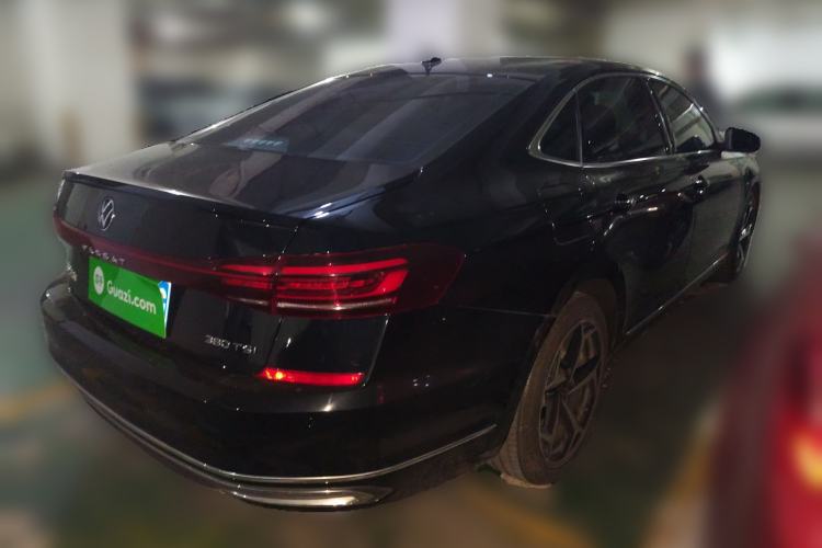 Used Volkswagen Passat 2024 380TSI Starry Dragon Edition