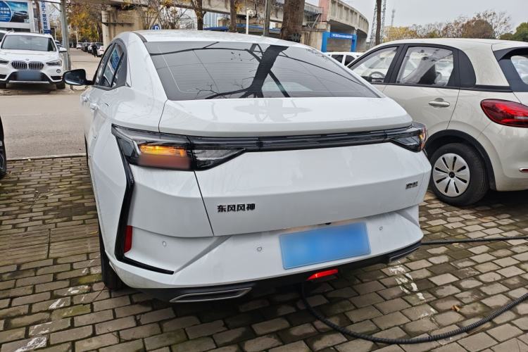 Used Dongfeng Aeolus Yixuan 2025 1.5L Automatic Luxury Version