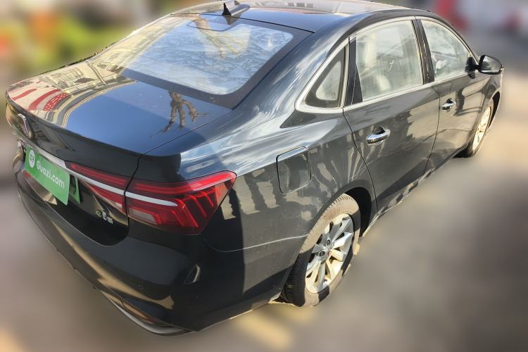 Used Roewe i6 New Energy 2017 45T Hybrid Connect & Smart Enjoyment Edition