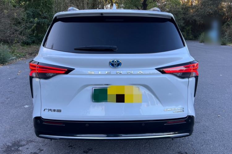 Used Toyota Sienna 2021 2.5L Hybrid Ultimate Edition
