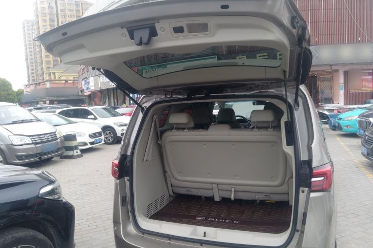 Used Buick GL8 2022 Land Executive Class 652T Prestige Model
