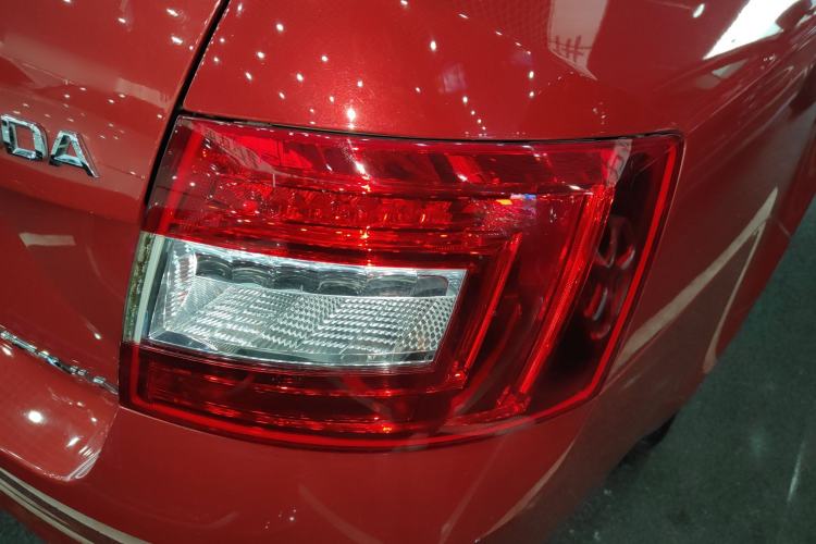 Used Skoda Octavia 2015 1.6L Automatic Yijie Edition