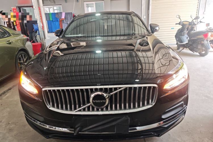 Used Volvo S90 2023 B5 Zhiyi Luxury Edition