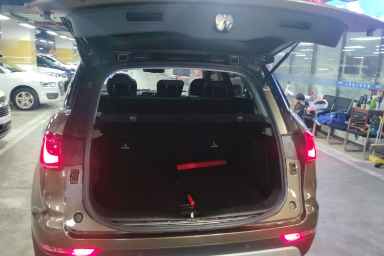 Used Haval H6 Coupe 2016 Blue Label 1.5T Automatic Two-Wheel Drive Elite Model Trunk