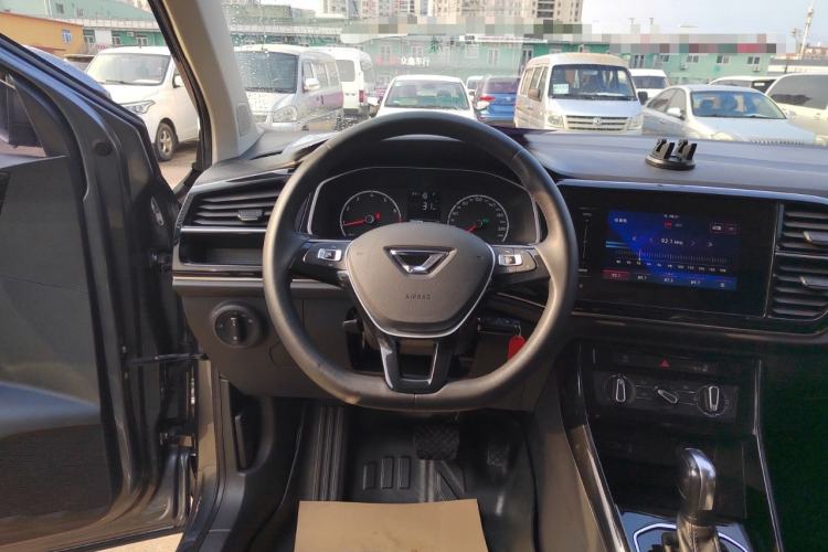 Used Jetta VS5 2022 280TSI Automatic Trendy Pro Version