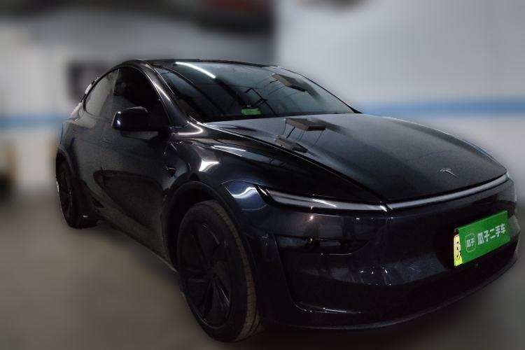 Used Tesla Model Y 2025 Rear-Wheel Drive First Edition
