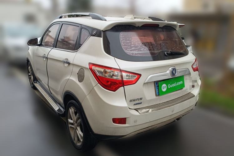 Used CHANGAN CS35 2015 1.6L Automatic Luxury Model China V Standard
