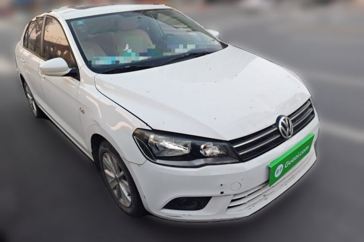 Used Volkswagen Jetta 2015 1.6L Automatic Comfort Model Front Right 45 Deg