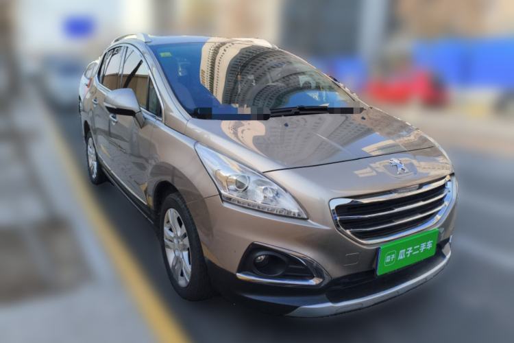 Used Peugeot 3008 2015 2.0L Automatic Classic Edition Front Right 45 Deg