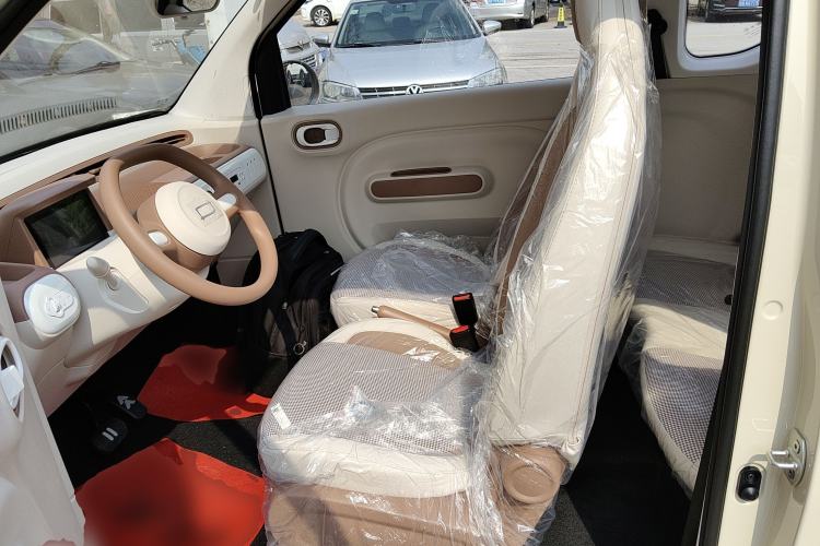 Used Bestune Pony 2026 222km Colorful Horse Left Front Seat