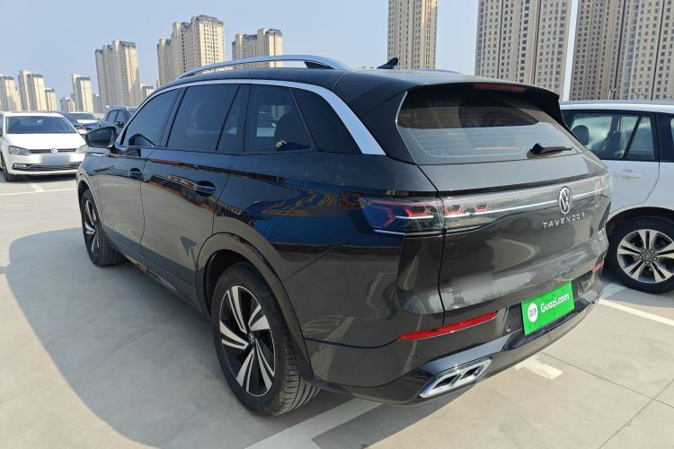 Used Volkswagen Tavendor 2024 Facelifted 380TSI All-Wheel Drive R-Line Cruise Premium Edition