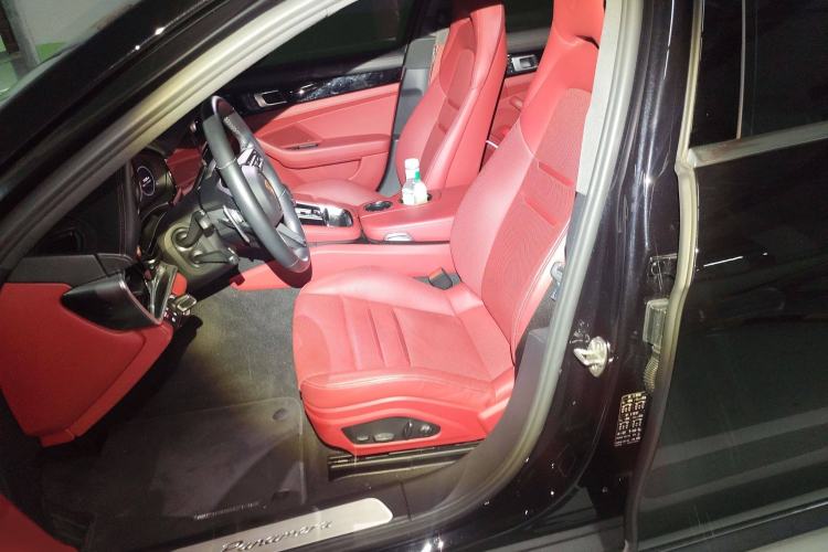 Used Porsche Panamera 2022 Panamera Executive Long Wheelbase 2.9T Left Front Seat