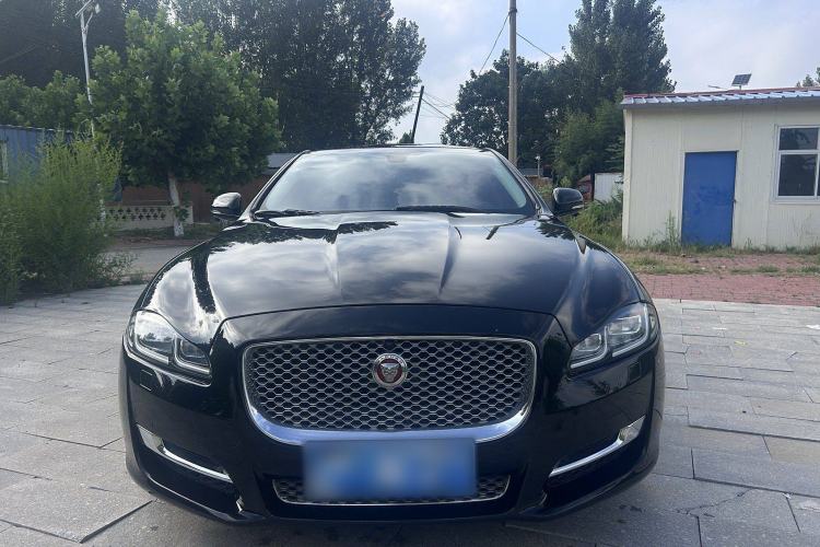 Used Jaguar XJ 2016 XJL 2.0T Two-Wheel-Drive Elegant Business Edition