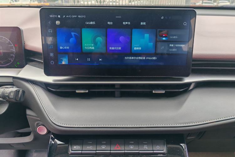 Used Haval H6 2021 3rd Generation 1.5T Automatic Two-Wheel Drive Max Audio And AC Panel