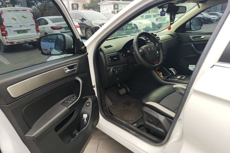 Used Qoros 5 2019 Qoros 5S 1.6 TGDI Prestige Model