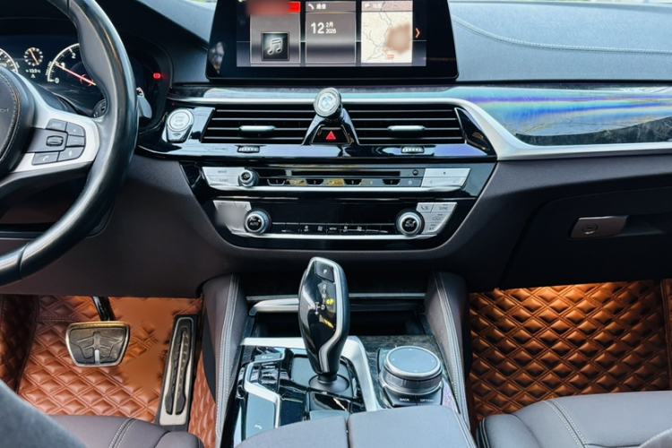 Used BMW 5 Series 2019 525Li M Sport Package
