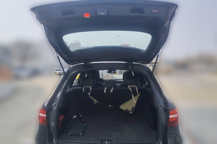 Used Mercedes-Benz GLC 2017 GLC 300 4MATIC Sport Edition Trunk