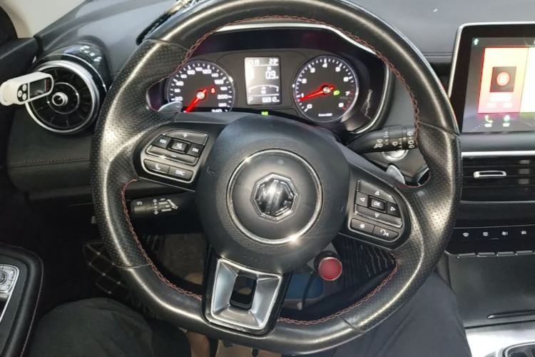 Used MG HS 2019 20T Automatic Two-Wheel Drive Trophy Super Sport Version China VI Standard Steering Wheel