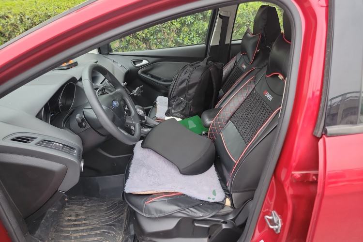 Used Ford Focus 2012 Hatchback 1.6L Automatic Comfort Model
