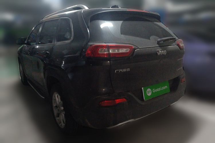 Used Jeep Cherokee 2017 2.0L Superior Edition Rear Left 45 Deg