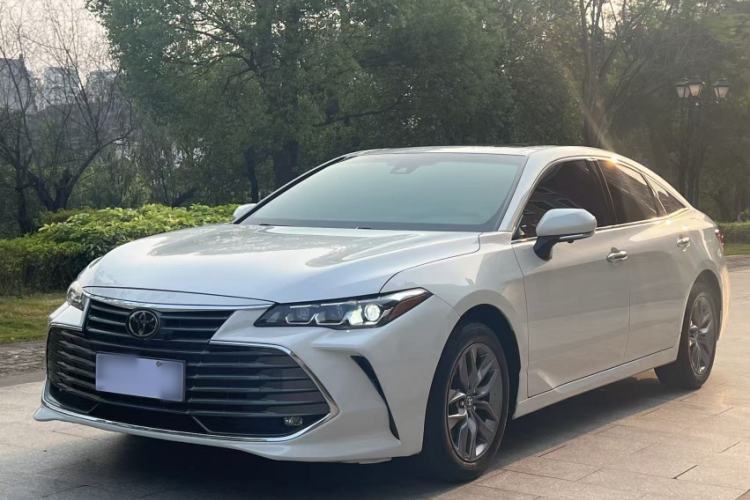 Used Toyota Avalon 2019 2.0L Luxury Edition China VI Standard