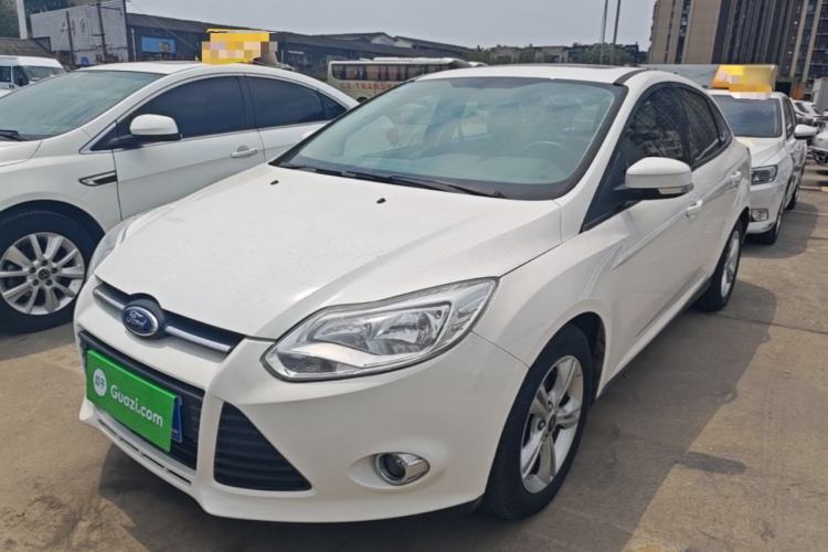 Used Ford Focus 2012 Sedan 1.6L Automatic Fashion Edition