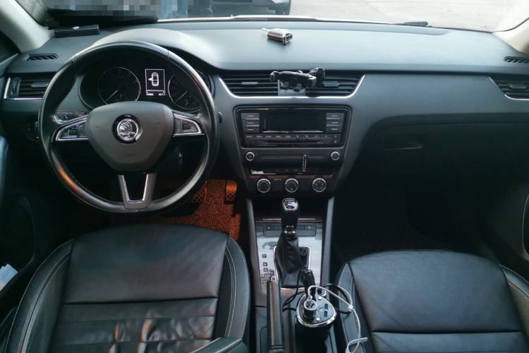 Used Skoda Octavia 2017 1.6L Automatic Smart Drive Edition