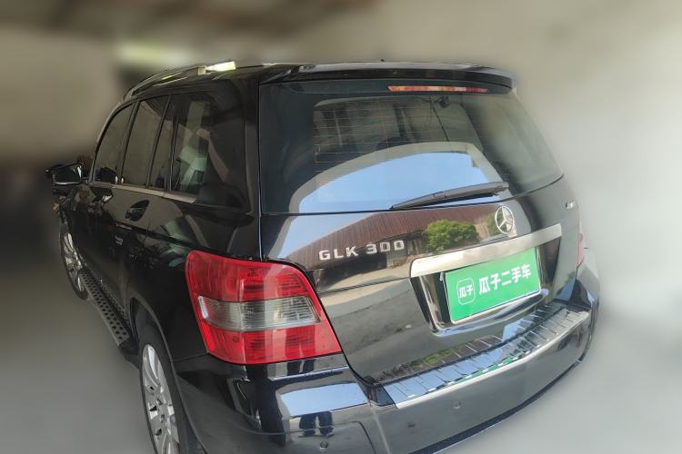 Used Mercedes-Benz GLK-Class 2011 GLK 300 4MATIC Fashion Model Rear Left 45 Deg