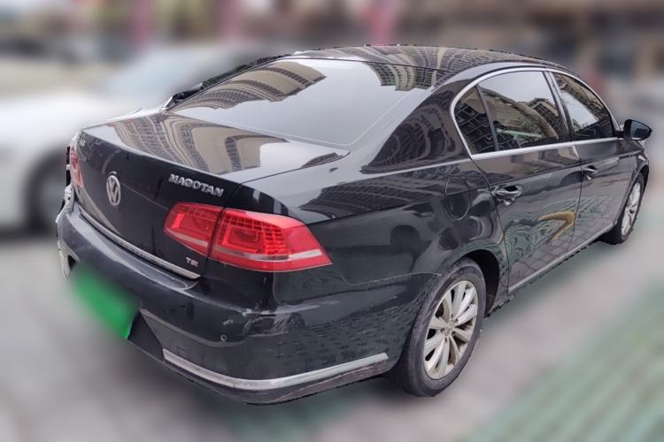 Used Volkswagen Magotan 2016 1.8TSI Smart Enjoyment Leading Model Rear Right 45 Deg