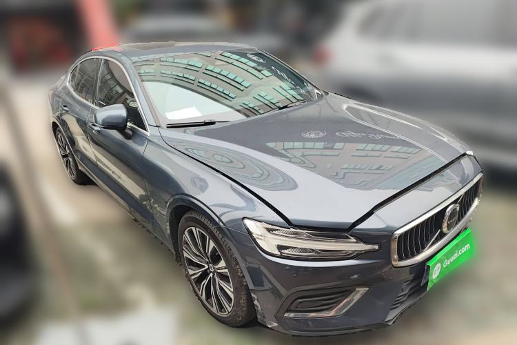 Used Volvo S60 2023 B4 Zhiyuan Luxury Edition