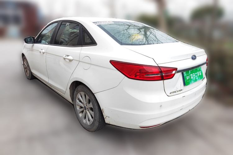 Used Ford Escort 2015 1.5L Automatic Fashion Model Rear Left 45 Deg