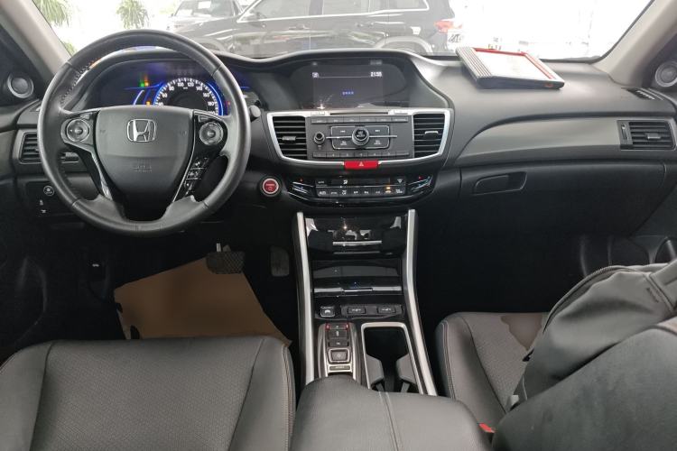 Used Honda Accord 2016 Hybrid 2.0L Sharp Edition Center Console