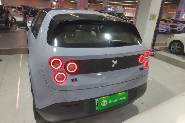 Used firefly firefly 2025 Illuminated Edition