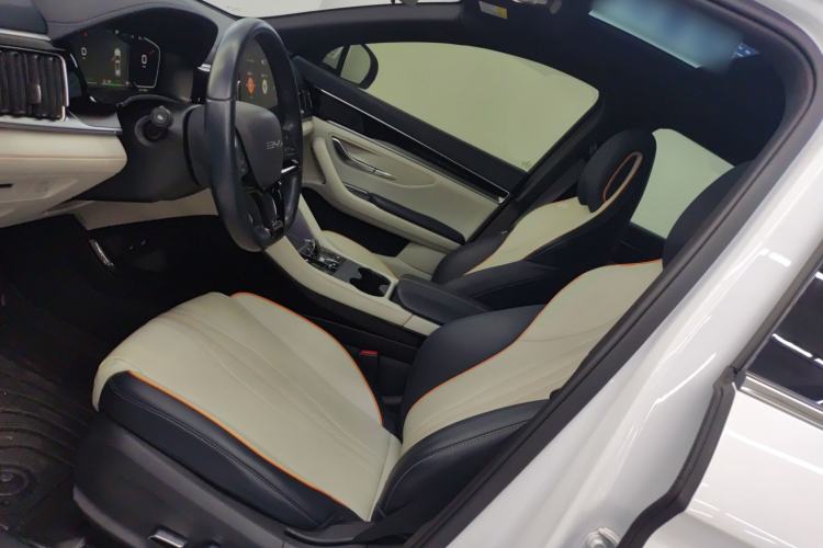 Used BYD Song PLUS New Energy 2023 Champion Edition EV 520KM Prestige Model
