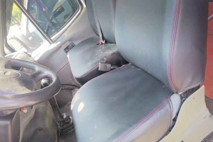 Used Ford Classic Transit 2013 2.8T Diesel Logistics Model with Short Wheelbase and Mid-Roof JX493ZLQ4