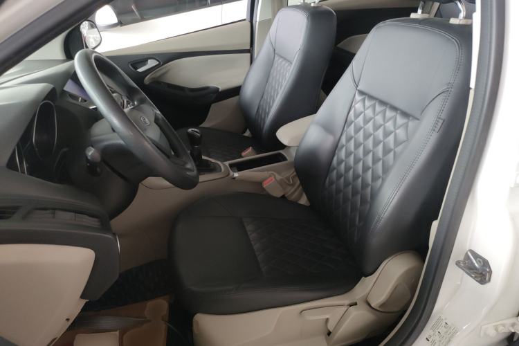 Used Ford Focus 2018 Sedan Classic 1.6L Manual Comfort Plus SmartDrive Edition