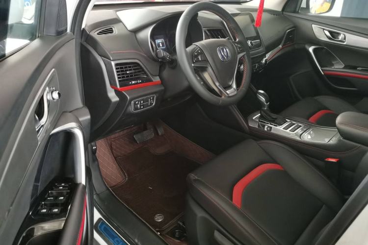 Used Changan CS55 2019 1.5T Automatic Colorful Edition China VI Standard
