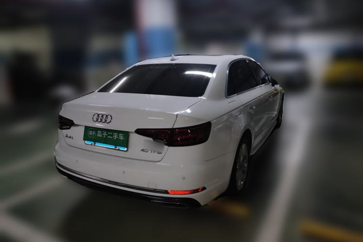 Used Audi A4L 2019 40 TFSI Ambition China VI Rear Right 45 Deg