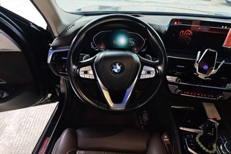 Used BMW 5 Series 2021 Updated 530Li Luxury Package Premium Edition Steering Wheel