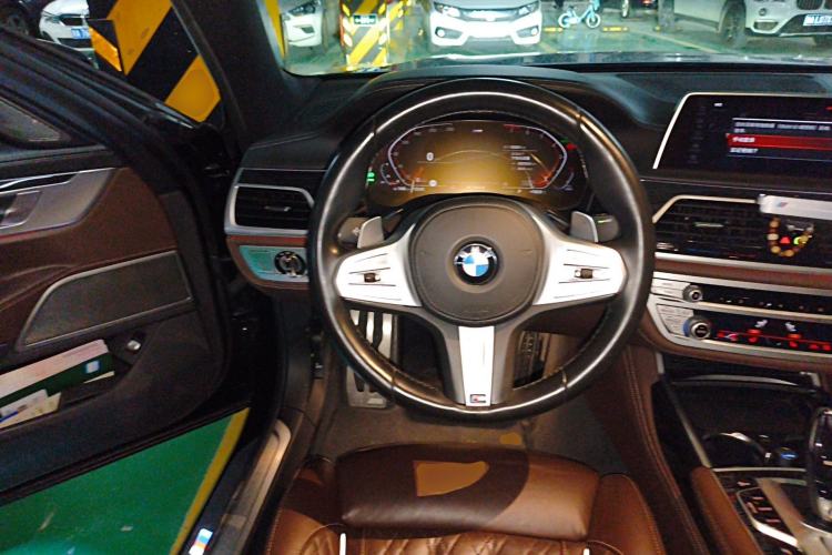 Used BMW 7 Series 2019 740Li Leading Model M Sport Package Steering Wheel