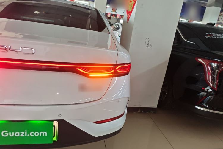 Used BYD Qin PLUS 2025 DM-i Smart Drive 55KM Leading Model