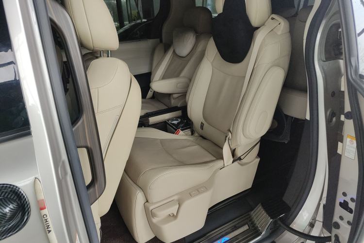 Used Toyota Sienna 2021 2.5L Hybrid Ultimate Edition