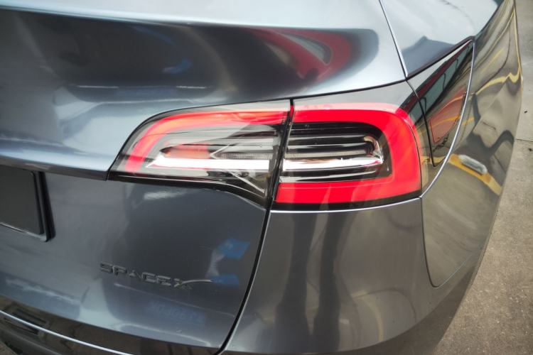 Used Tesla Model Y 2021 Standard Range Rear-Wheel Drive Version
